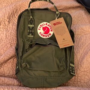 Kånken Mini Olive Backpack